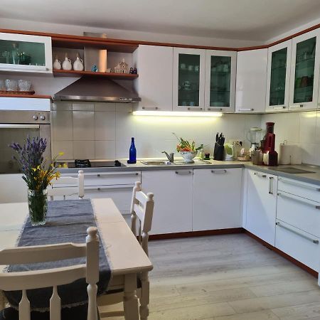 Apartmani Zuban Primošten Exterior foto
