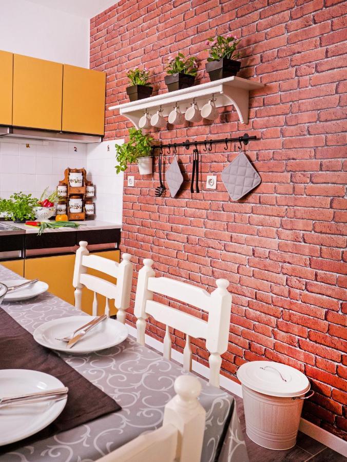 Apartmani Zuban Primošten Exterior foto