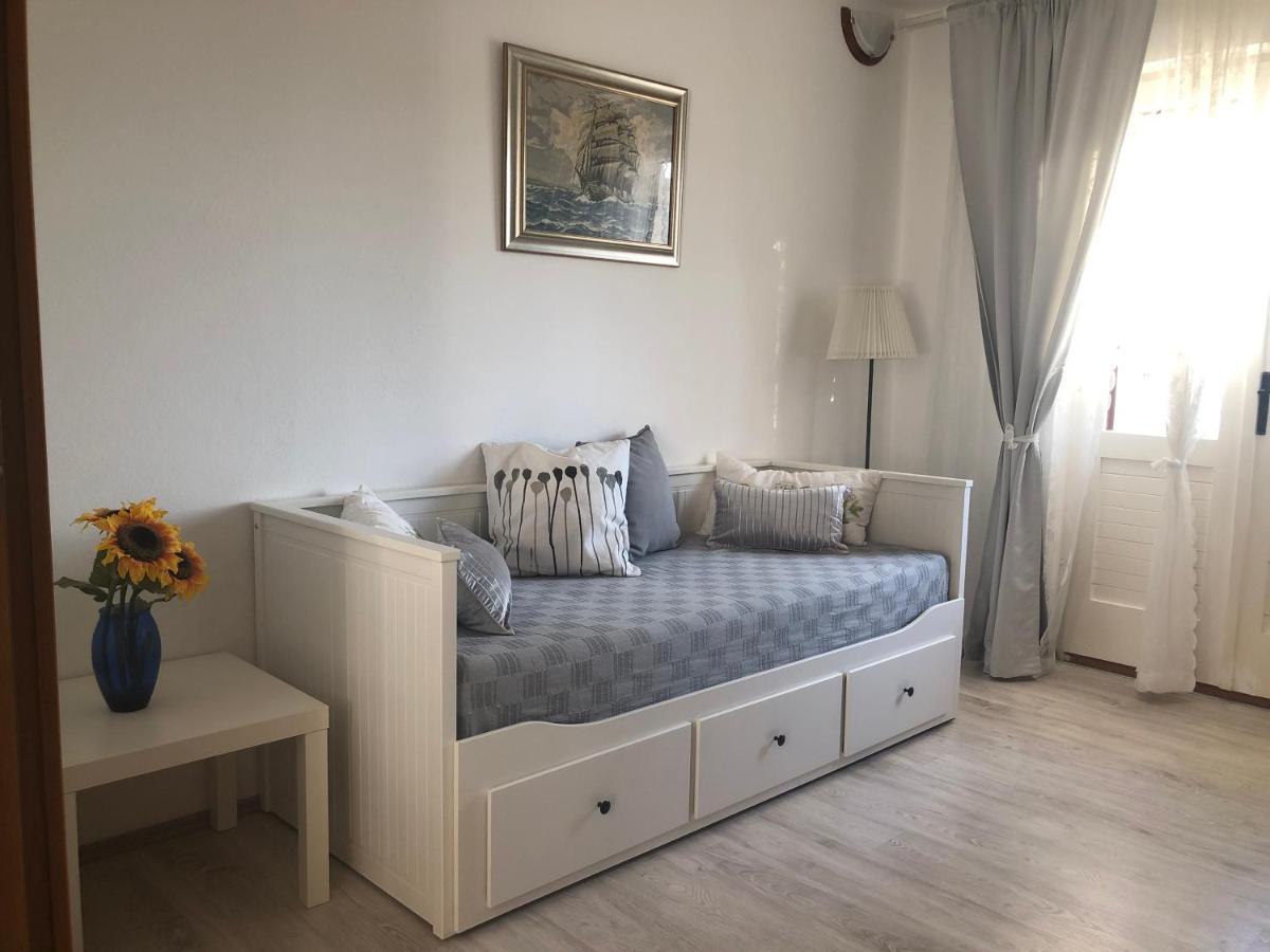 Apartmani Zuban Primošten Exterior foto