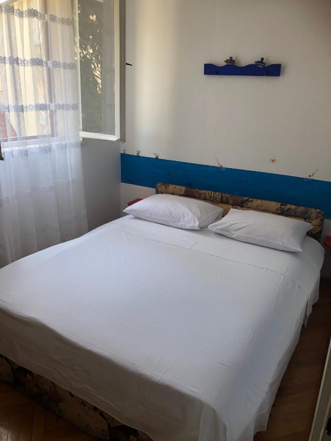 Apartmani Zuban Primošten Exterior foto